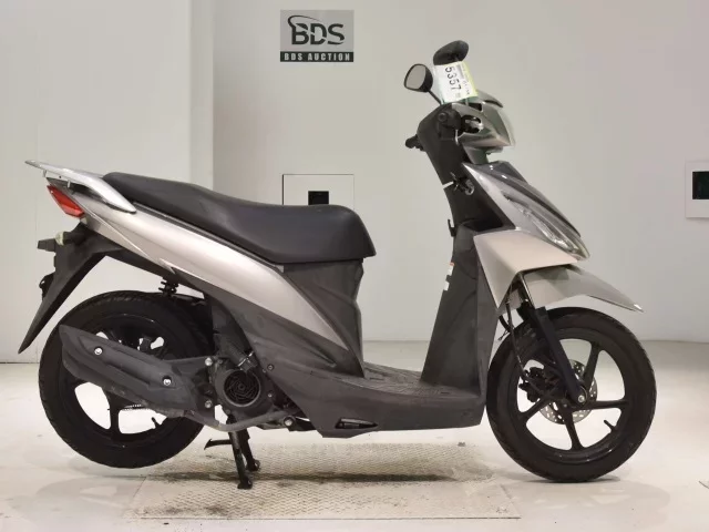 Suzuki ADDRESS110-2