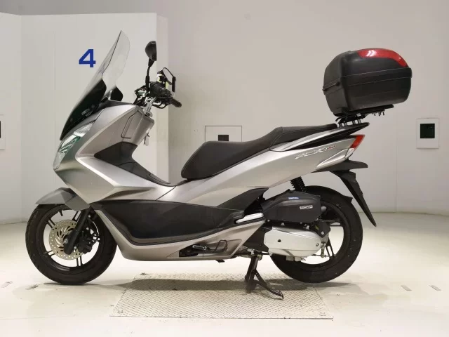 Honda PCX150-2