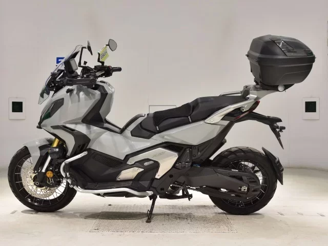 Honda X-ADV750-2