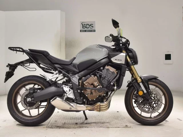 Honda CB650R-2E CLUTCH лот № 2677 оценка 6  с аукциона в Японии