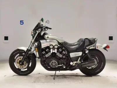 Yamaha V-MAX  с аукциона в Японии