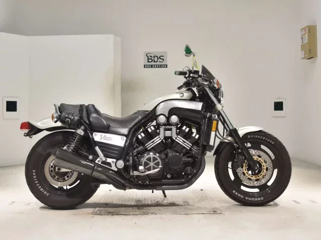 Yamaha V-MAX