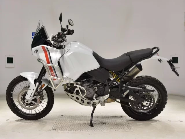 Ducati DUCATI DESERT X