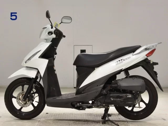 Suzuki ADDRESS110-2