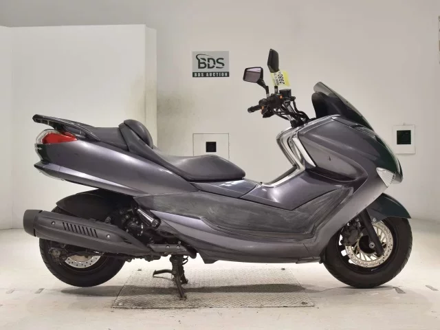 Yamaha MAJESTY 250-4