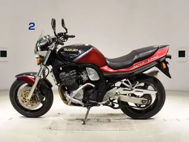 Suzuki GSF1200