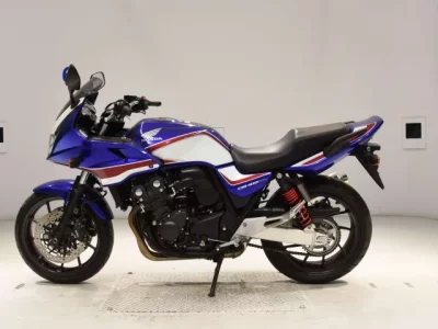 Honda CB400SFV-4 BOLDORABS лот № 5078 оценка 5  с аукциона в Японии 2