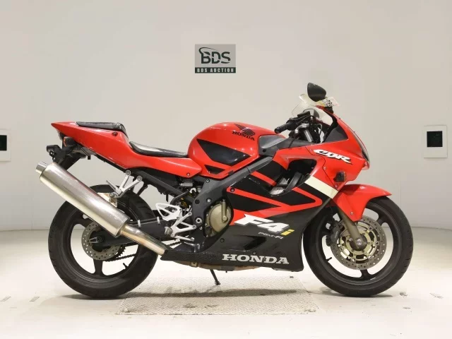 Honda CBR600F лот № 7964 оценка 4  с аукциона в Японии