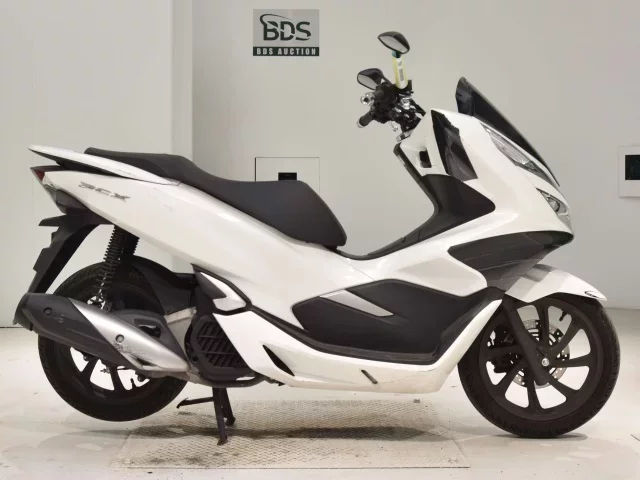 Honda PCX125-3