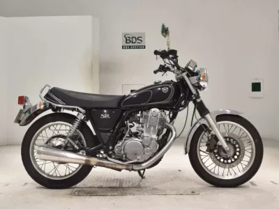 Yamaha SR400-4  с аукциона в Японии