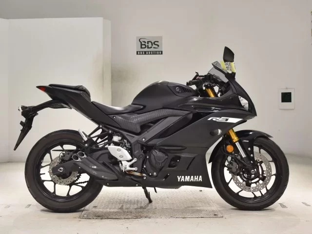 Yamaha YZF-R3 лот № 2674 оценка 4  с аукциона в Японии