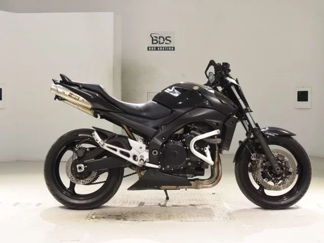 Suzuki GSR400 лот № 5067 оценка 4  с аукциона в Японии