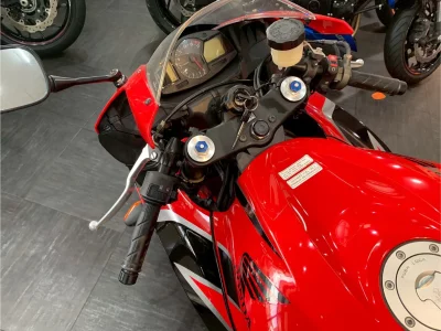 Honda CBR600RR лот № 02014 оценка 4  с аукциона в Японии 2