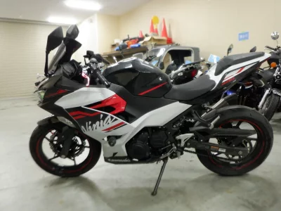 Kawasaki Ninja 400  с аукциона в Японии