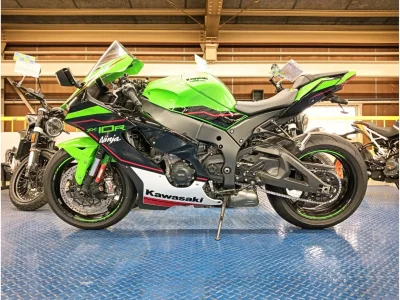 Kawasaki NINJA ZX-10R ABS лот № 00038 оценка 4  с аукциона в Японии 2