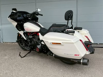 Harley-Davidson HARLEY FLTRXSTSE CVO  с аукциона в Японии