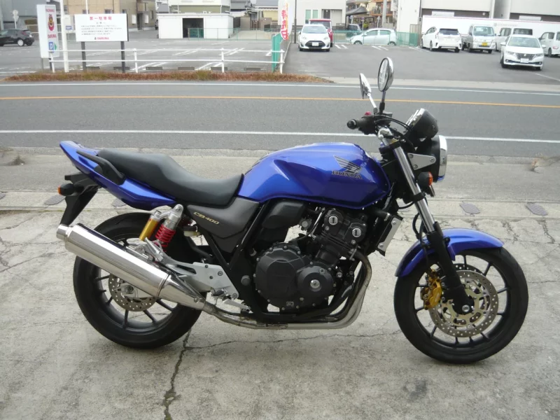 Honda CB400SF лот № 00172 оценка 4  с аукциона в Японии
