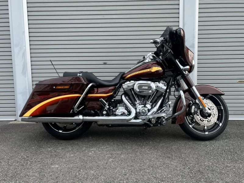Harley-Davidson HARLEY FLHXSE CVO лот № 02185 оценка 5  с аукциона в Японии