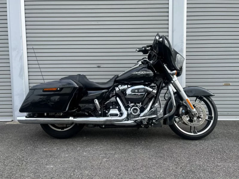 Harley-Davidson HARLEY FLHX1580 лот № 02184 оценка 5  с аукциона в Японии