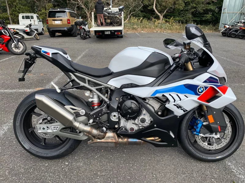 BMW  S1000RR M PACKAGE лот № 04185 оценка 8  с аукциона в Японии