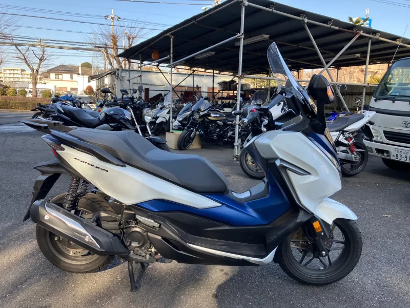 Honda FORZA 250 лот № 00222 оценка 4  с аукциона в Японии