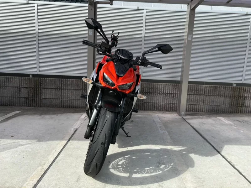 Kawasaki Z1000 лот № 02191 оценка 4  с аукциона в Японии