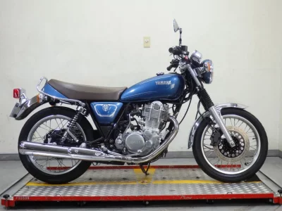 Yamaha SR400-1 2021