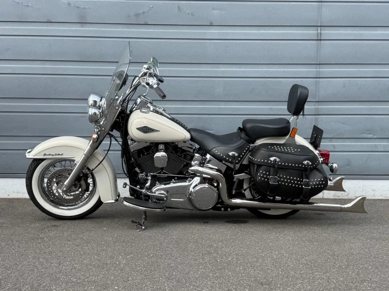 Harley-Davidson HARLEY FLSTC