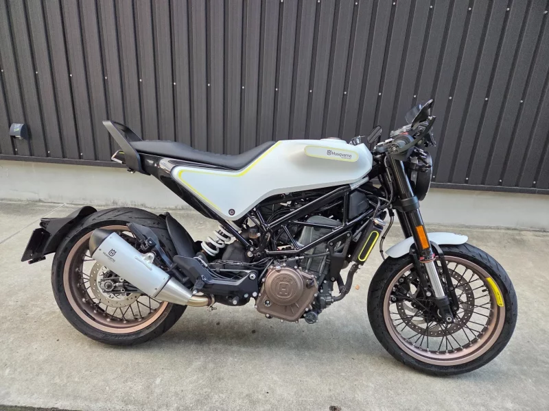 Other HUSQUARNA VITPILEN401 лот № 02245 оценка 4  с аукциона в Японии