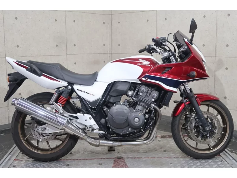 Honda CB400 SUPER BOL D OR ABS лот № 02264 оценка 4  с аукциона в Японии