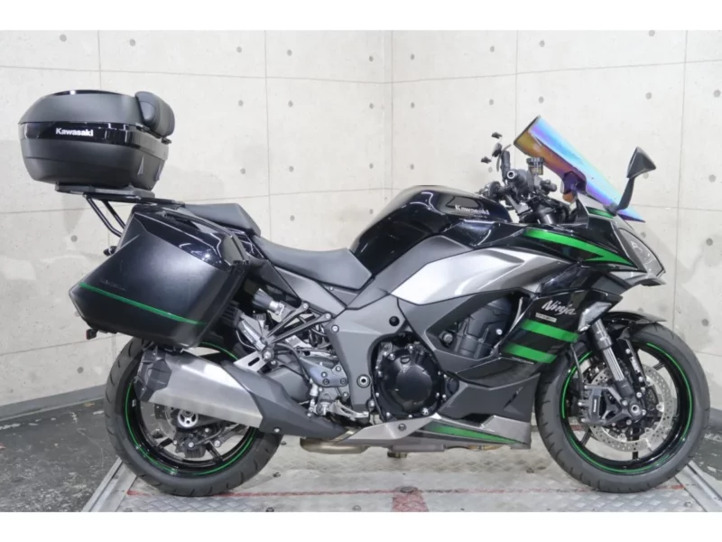 Kawasaki Ninja 1000SX лот № 02267 оценка 4  с аукциона в Японии