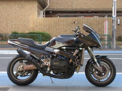 Kawasaki GPZ900R