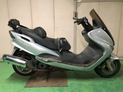 Yamaha MAJESTY 125E