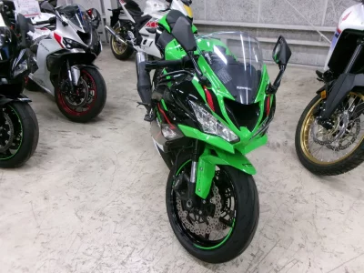 Kawasaki NINJA ZX-6R лот № 02314 оценка 4  с аукциона в Японии 2