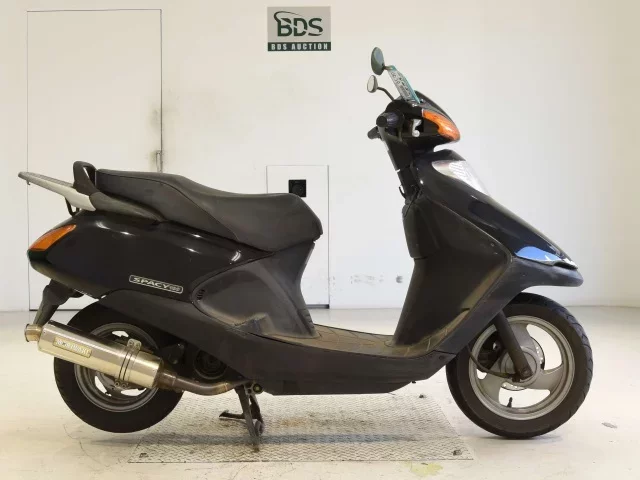 Honda SPACY100