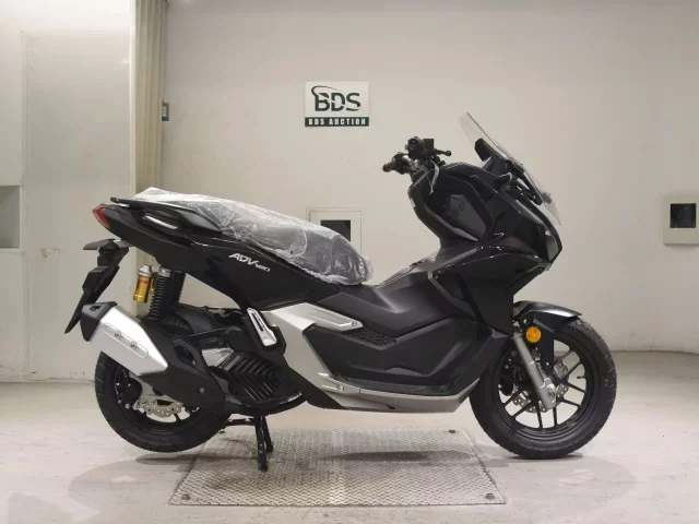 Honda ADV160
