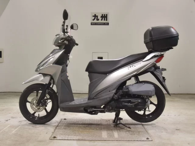 Suzuki ADDRESS110-2