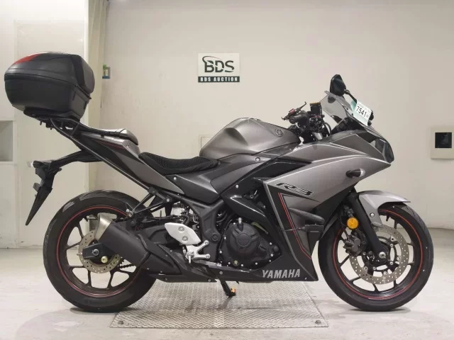 Yamaha YZF-R3 лот № 7541 оценка 4  с аукциона в Японии