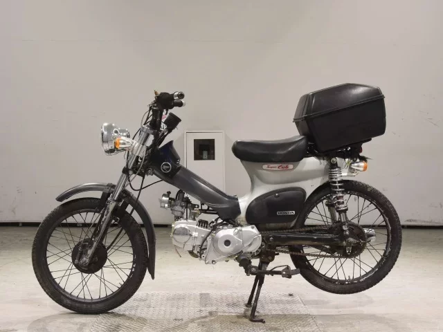 Honda C50