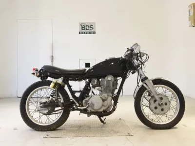 Yamaha SR400-2 SHO LOUIS NOT EQUIPPED