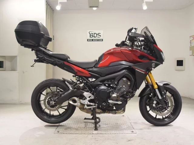 Yamaha MT-09 лот № 7628 оценка 5  с аукциона в Японии