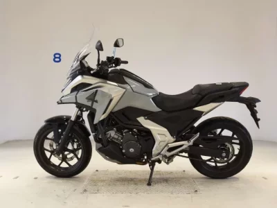 Honda NC750X-3
