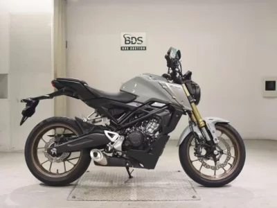 Honda CB125R-2