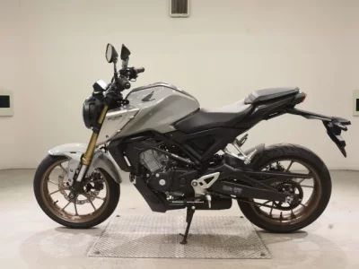 Honda CB125R-2