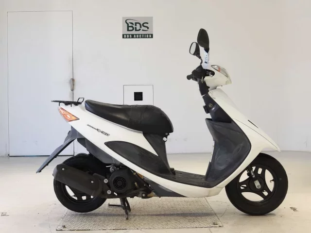 Suzuki ADDRESS V50