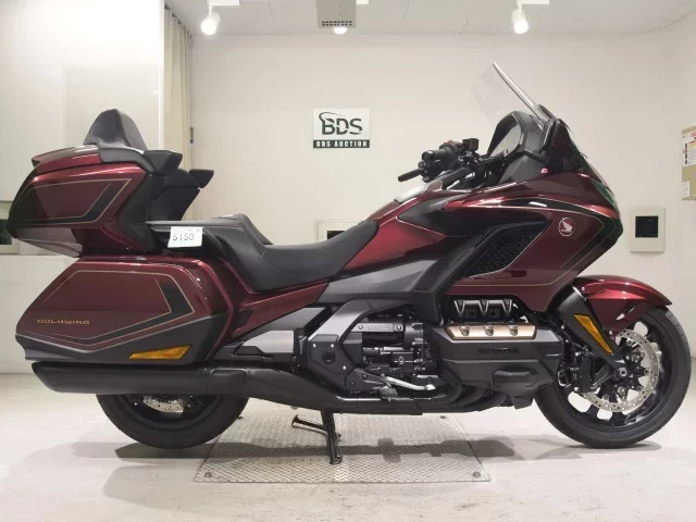 Honda GL1800 TOUR D лот № 5150 оценка 8  с аукциона в Японии