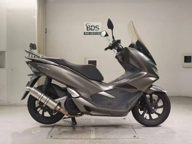 Honda PCX125-3