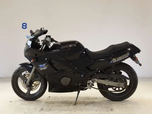 Suzuki ACROSS
