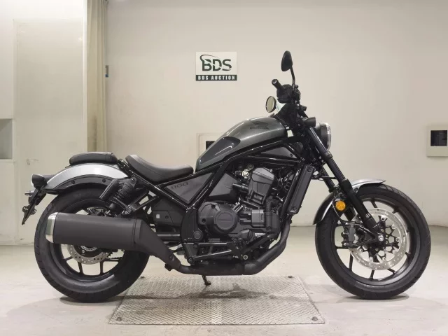 Honda REBEL 1100D лот № 5241 оценка 8  с аукциона в Японии
