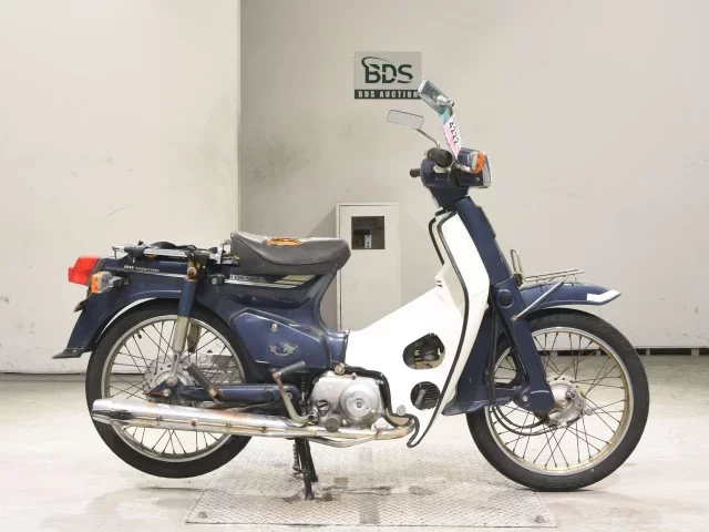 Honda C90